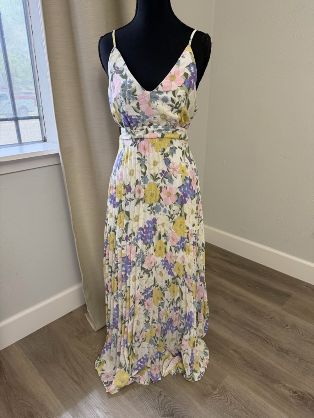 Jessica Simpson Pleated Floral Print Dress